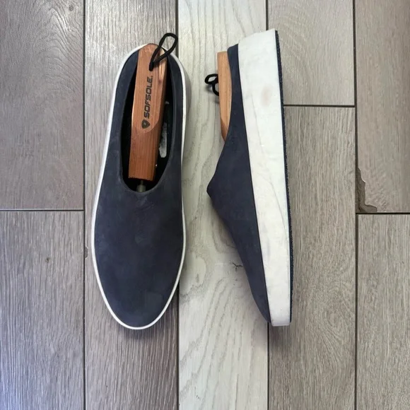 Cruise™ Mule Sneaker - Picture 2 of 9